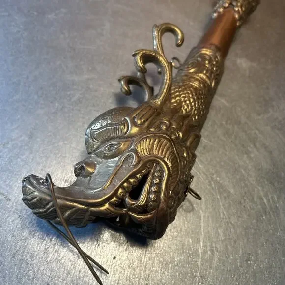 Vintage Tibetan Buddhist Ritual Ceremonial Copper & Brass Dragon Head Horn 19”